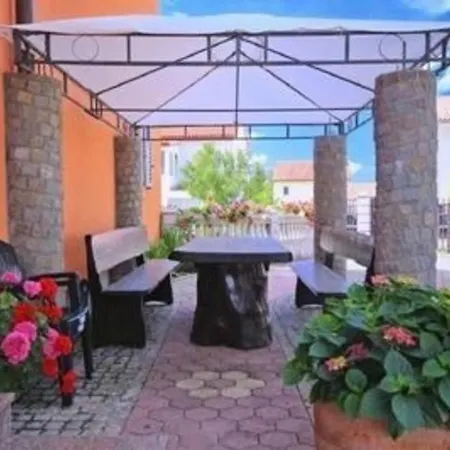Ferienwohnung In Mit Garten, Terrasse Und Grill * Medulin